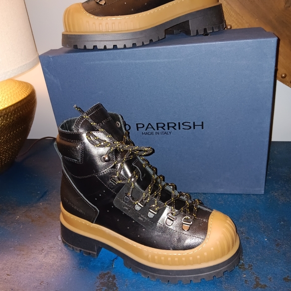 Ed Parrish boot - Picture 1 of 4